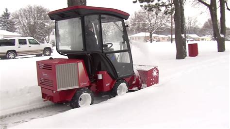 small riding snowblower for sidewalk